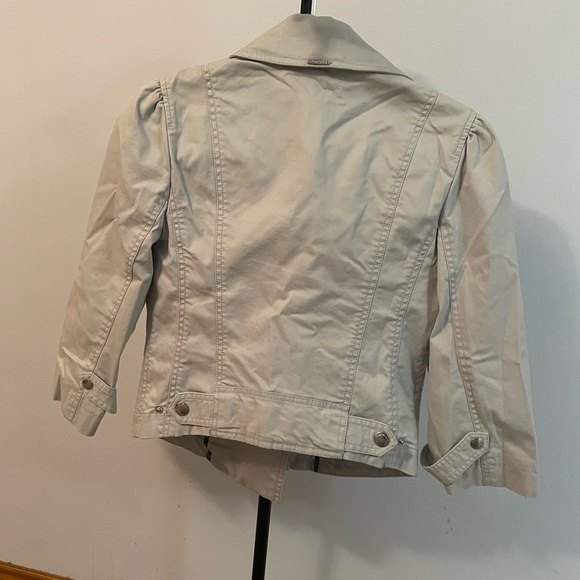 Juicy Couture jacket. Sleeve just covers the elbow. - Picture 5 of 10